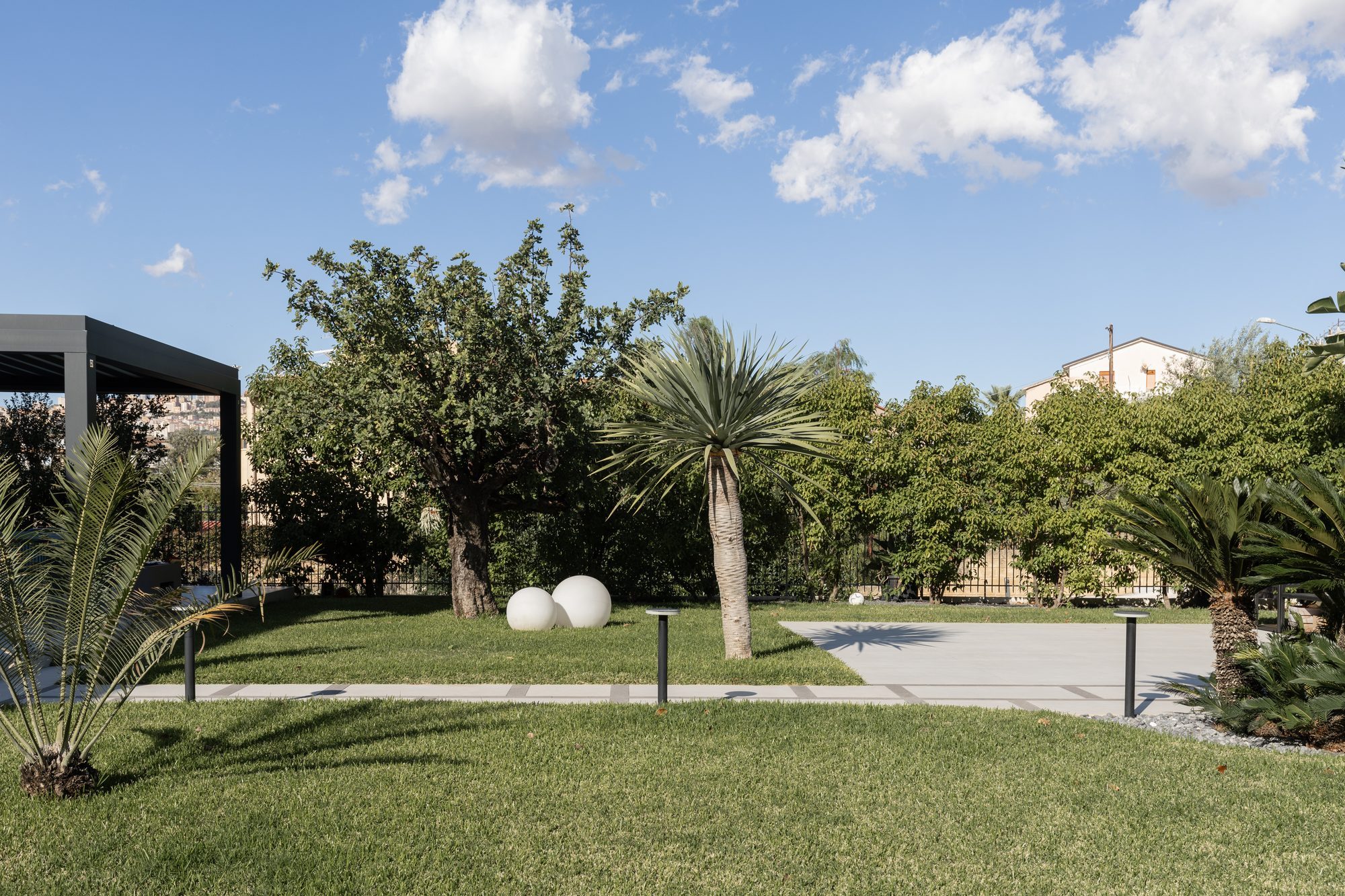 Villa F, 11